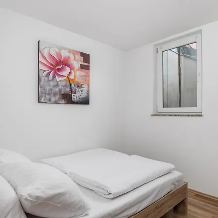 Apartment Kiara *